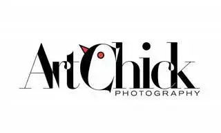 شعار شركة ArtChick للتصوير الفوتوغرافي