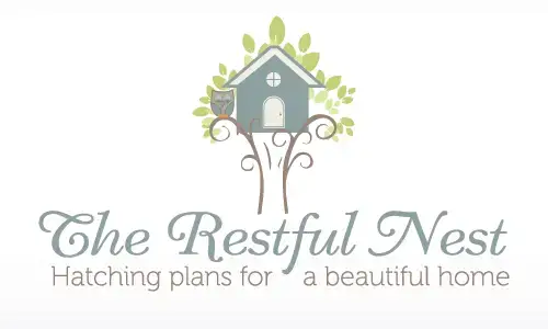Il logo dell'azienda Restful Nest